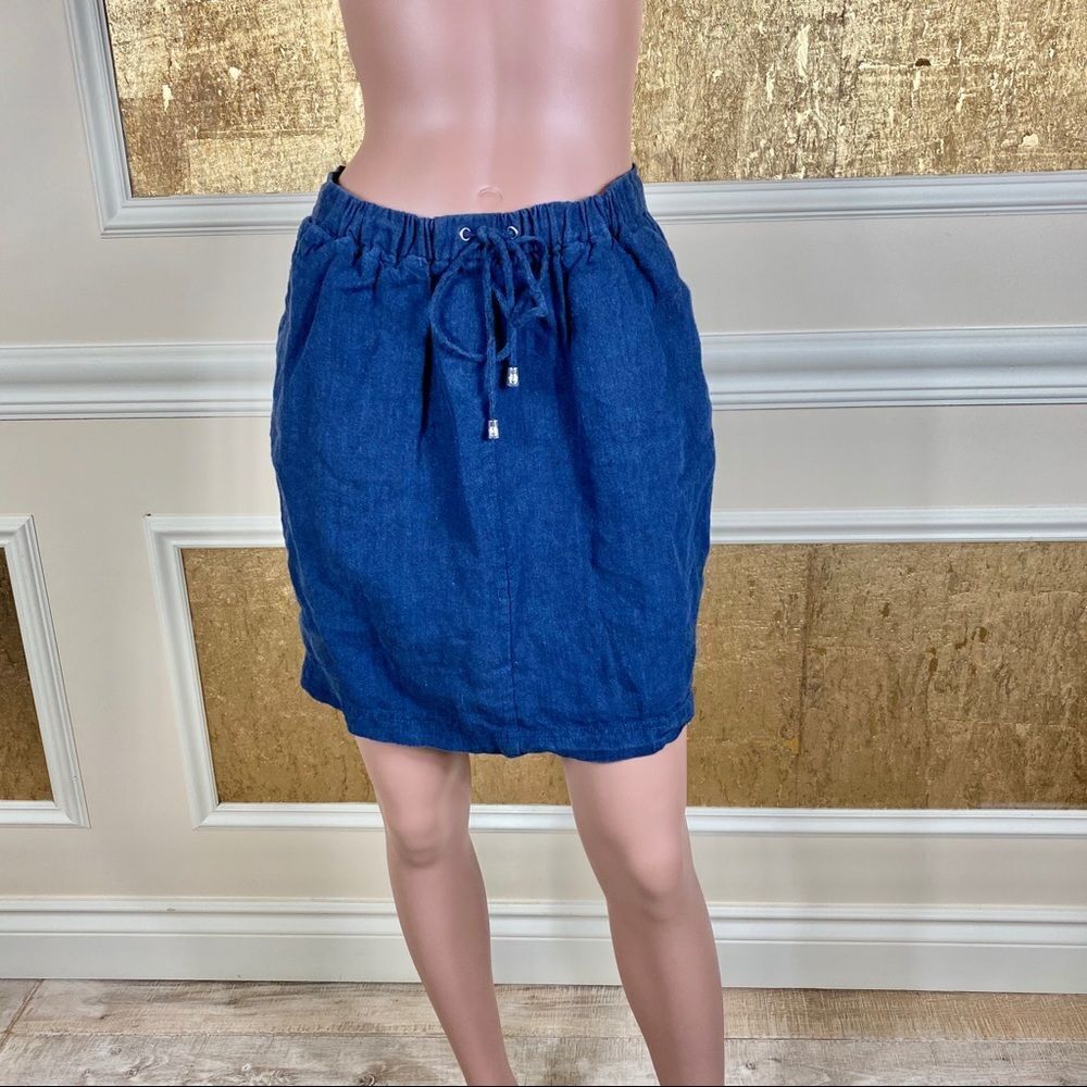 Vince Camuto navy blue mini skirt XS